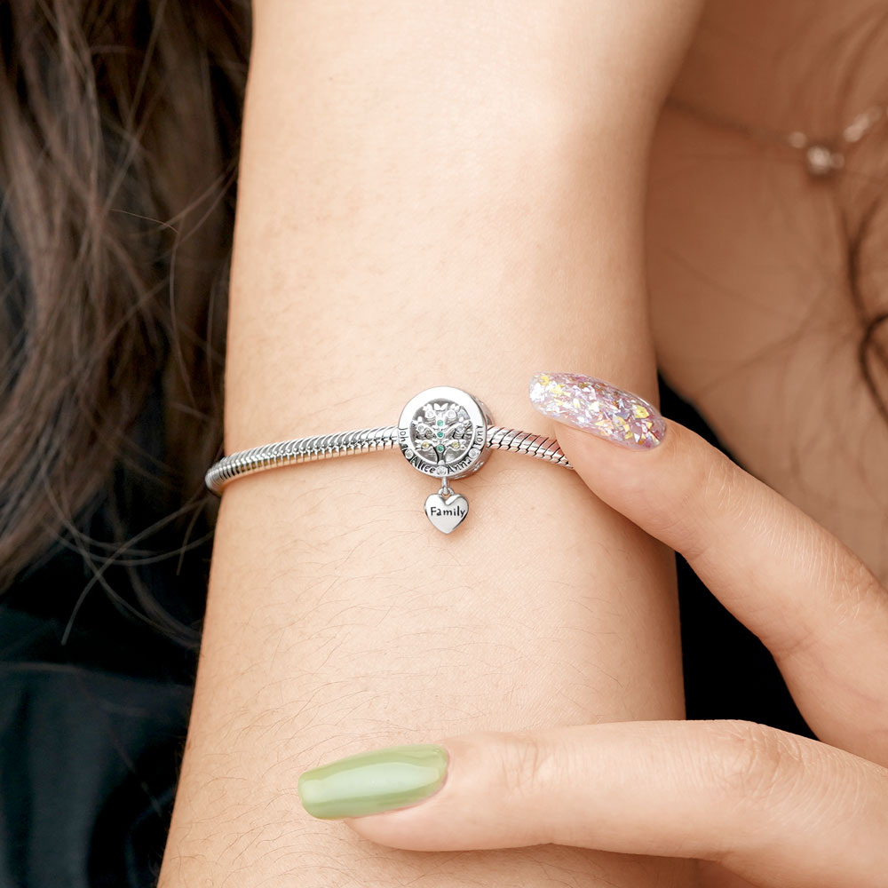 Gnoce Family Tree Engravable Photo Charm_3