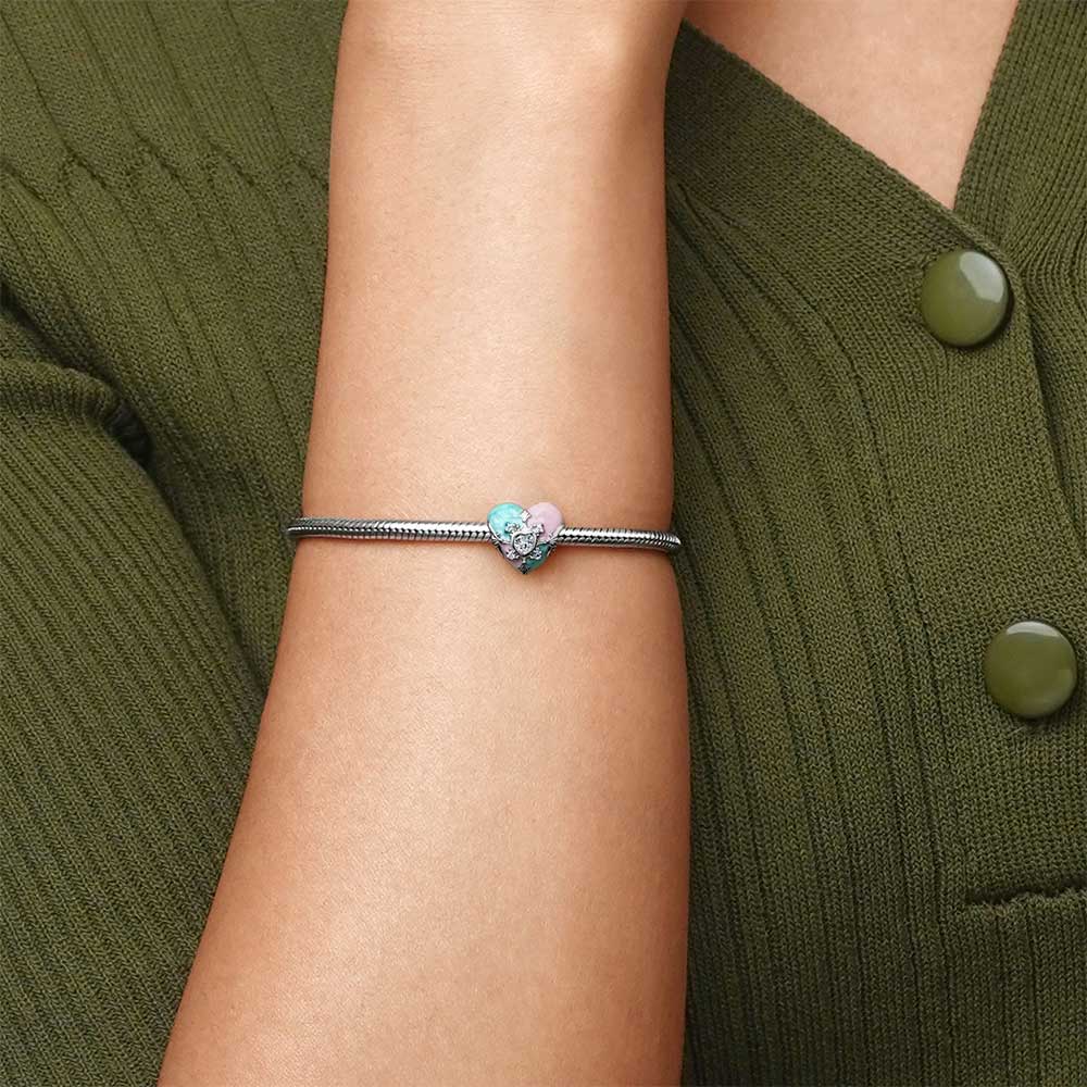 Gnoce Easter Cross Heart Charm_3