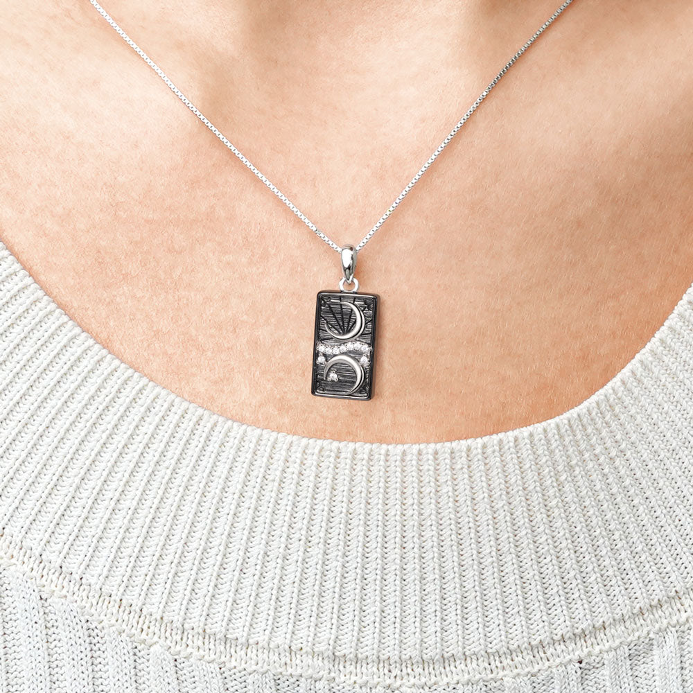 Gnoce "the Moon" Tarot Necklace_5