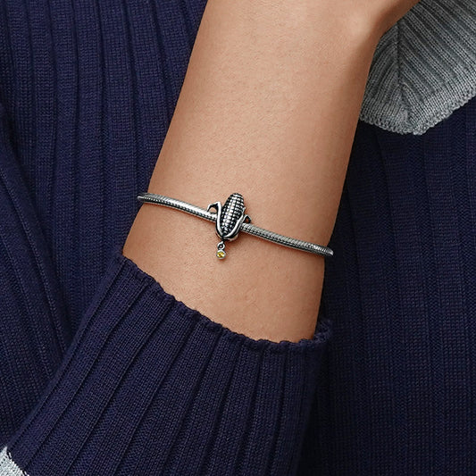 Gnoce Distressed Corn Charm_5