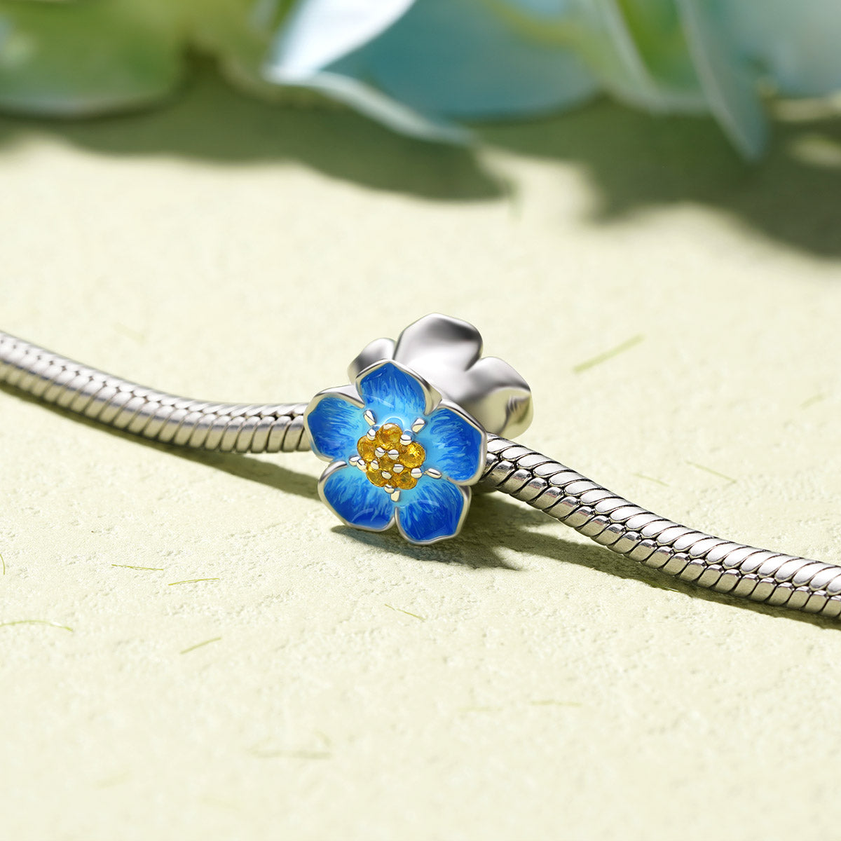 Gnoce Blue Forget-Me-Not Flower Charm_3