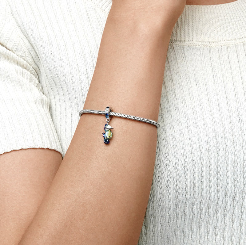 Gnoce Seahorse Embraces Moonstone Pendant Dangle Charm_4