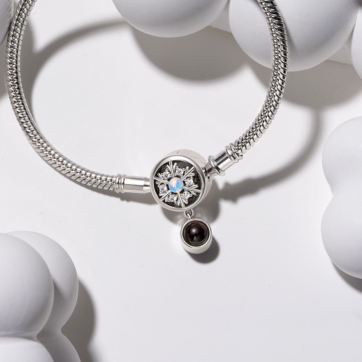 Gnoce Projection Snowflake Basic Snake Chain Bracelet_3