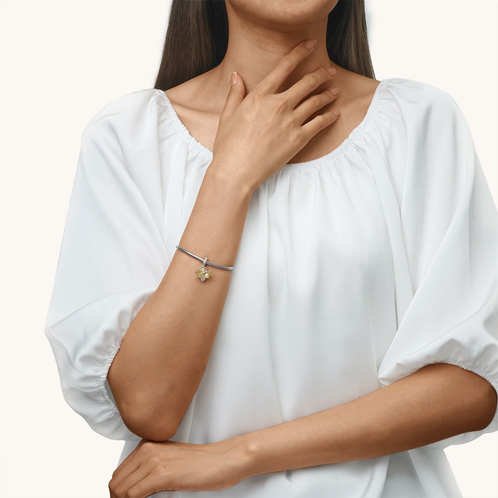 Gnoce Glow in the Dark Bee Pendant Dangle Charm_5