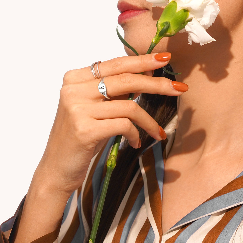 Gnoce Personalized Initial Letter Silver Square Ring_4