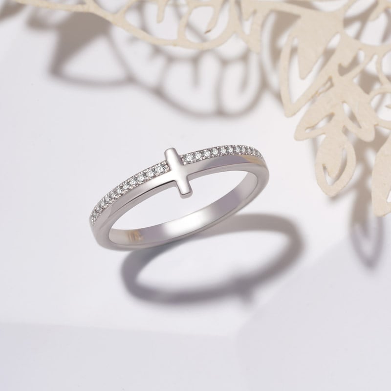 Gnoce Petite Cross Silver Band Ring_3