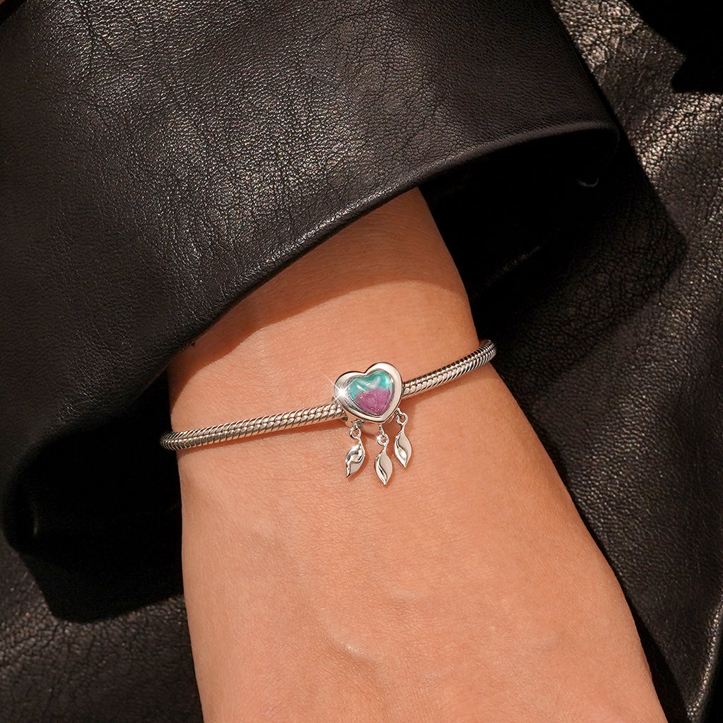 Gnoce "This MUMMY belongs to" Engravable Glow-in-the-Dark Heart Dream Catcher Charm_6