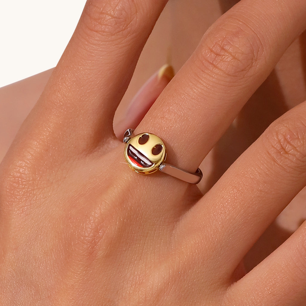 Gnoce emoji Smiling Face Reversible to Sad Face Ring_5