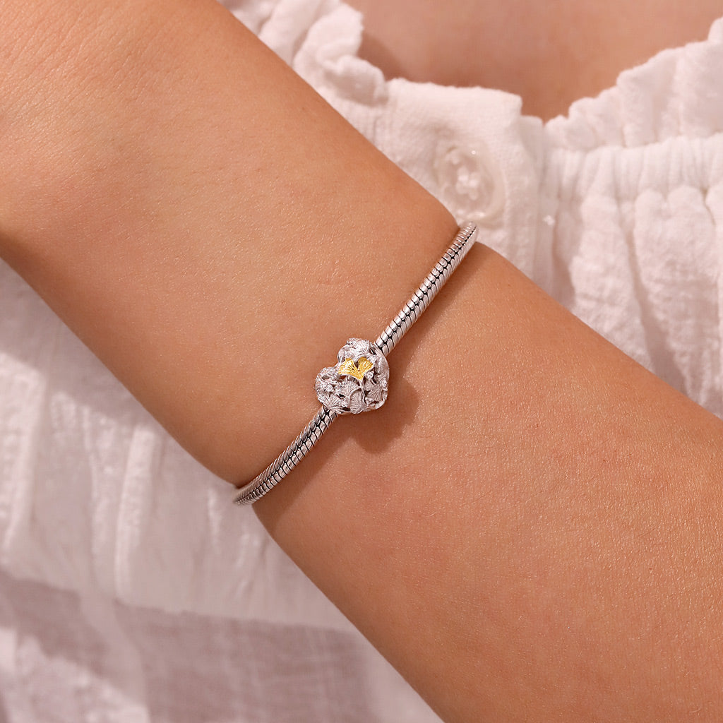 Gnoce Ginkgo Leaves Spliced with Love Heart Charm_4