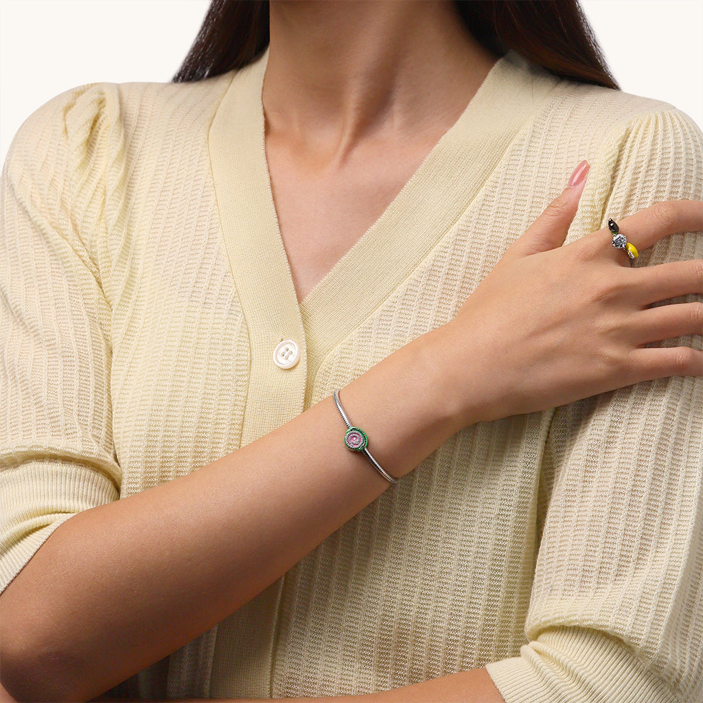 Gnoce Wicked OZ Logo Glow-in-the-Dark Charm_5