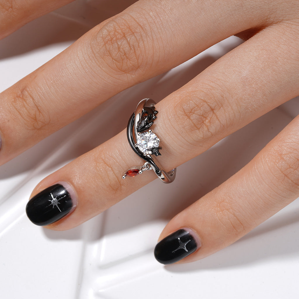 Gnoce Black Dragon Wrapped White Diamond Ring_4