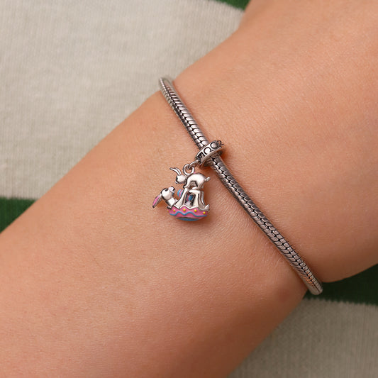 Gnoce Happy Easter Eggs Kissing Bunny Charm_6