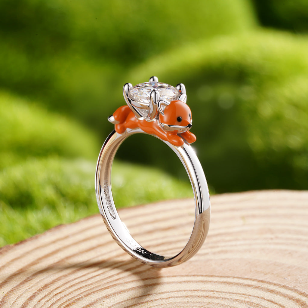 Gnoce Fox Embraces Moissanite Round Cut Ring_7