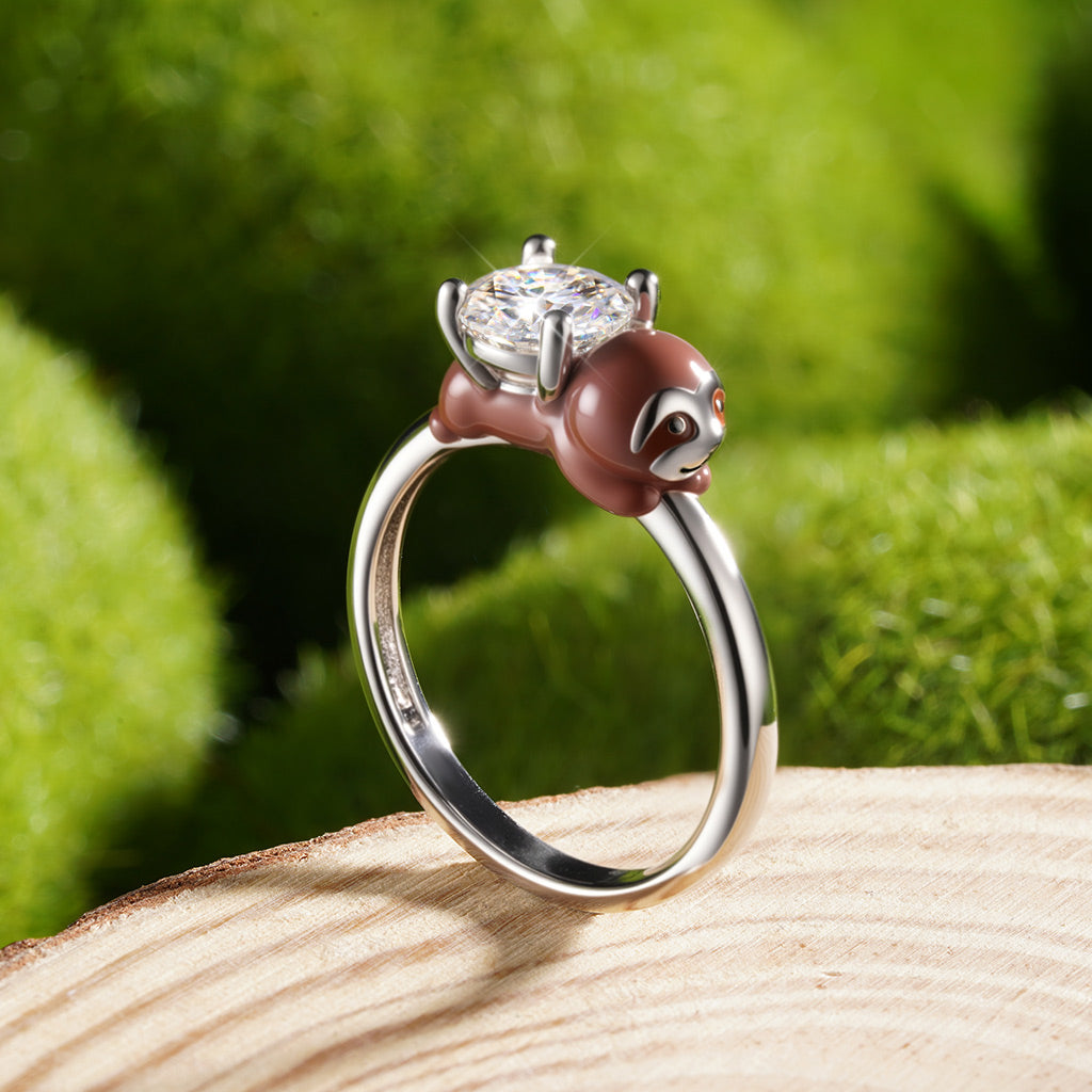Gnoce Sloth Embraces Moissanite Round Cut Ring_7
