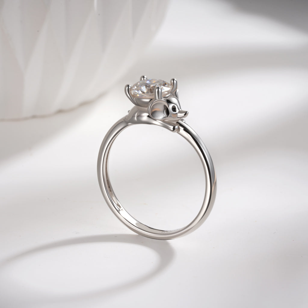 Gnoce Baby Elephant Embraces Moissanite Round Cut Ring_7