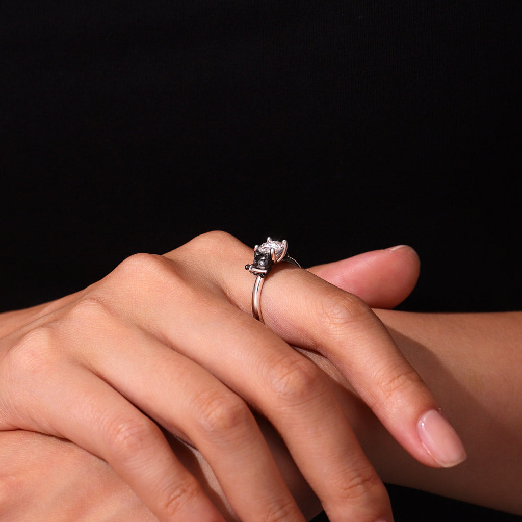 Gnoce Black Cat Embraces Moissanite Round Cut Ring_8