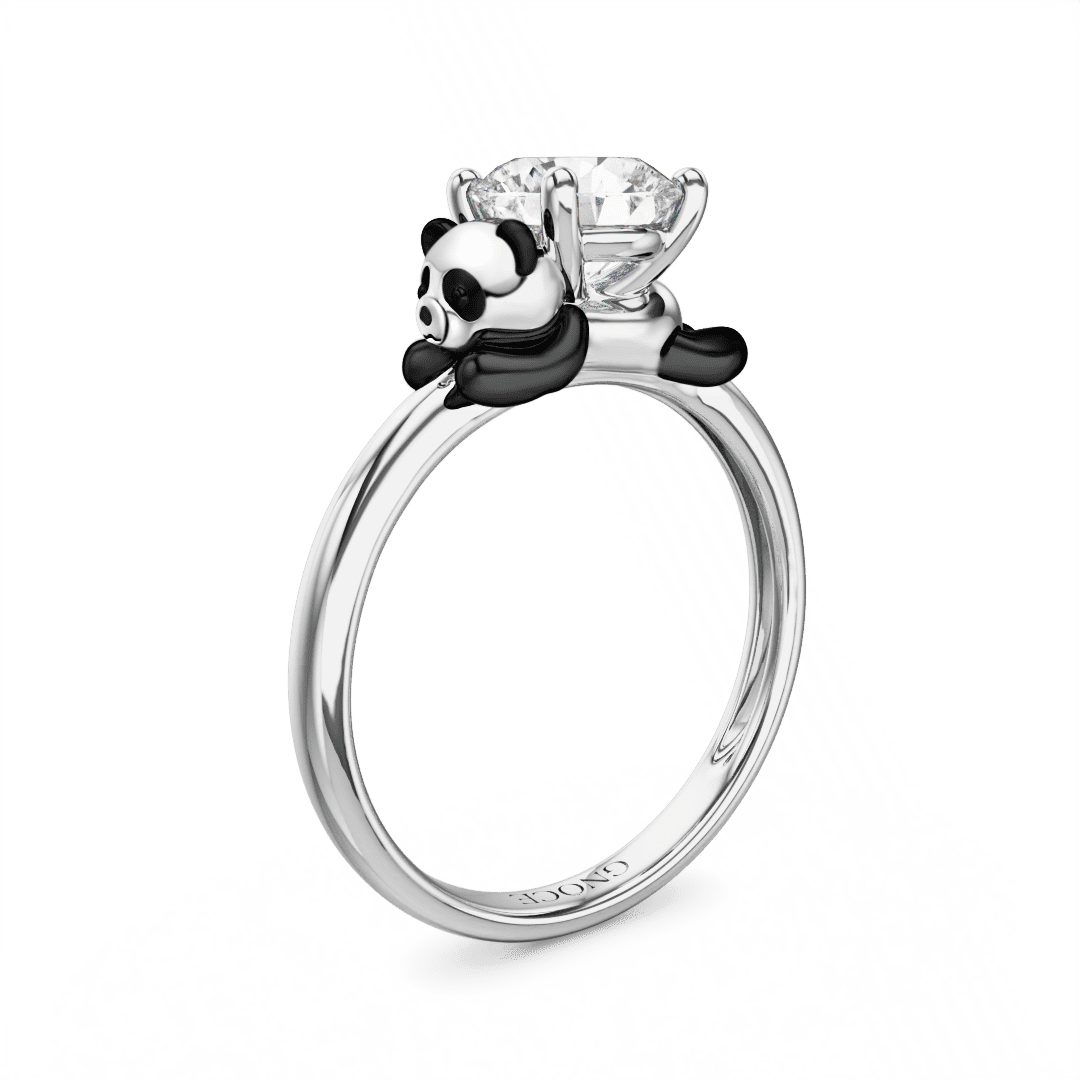 Gnoce Panda Embraces Moissanite Round Cut Ring_1