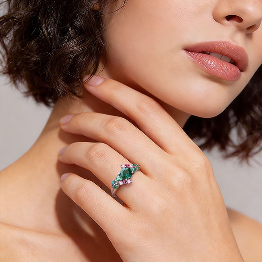 Gnoce Floral Cluster Round- Cut Engagement Ring_2