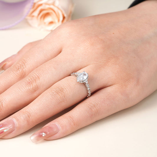 Vintage Oval Engagement Ring 925 Sterling Silver Inlaid with Clear Gemstones_6