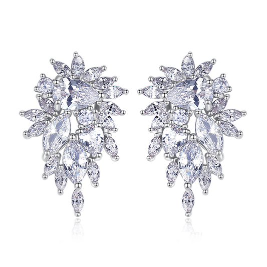 Gnoce Sparkling Floral Inspired Stud Earrings_1
