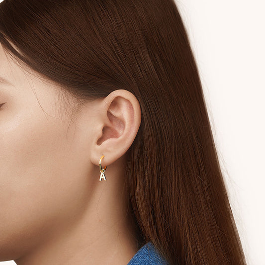 Gnoce Letter Drop Hoop Earrings_5