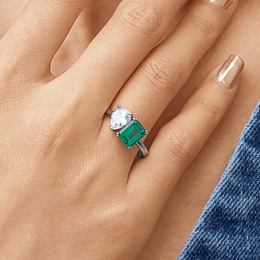 Gnoce Emerald Double Diamond Promise Ring_5