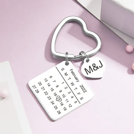 Gnoce Custom Engraved Calendar Heart Keychain_4