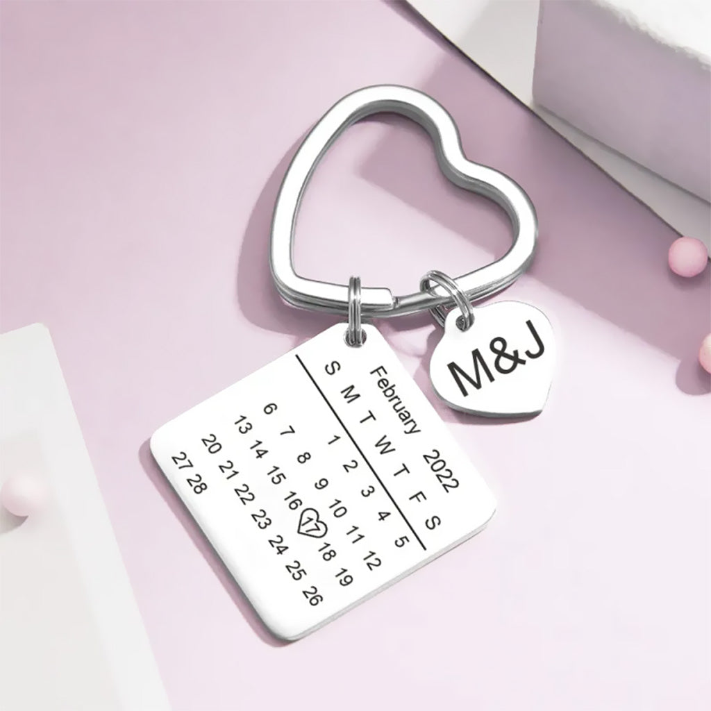 Gnoce Custom Engraved Calendar Heart Keychain_4