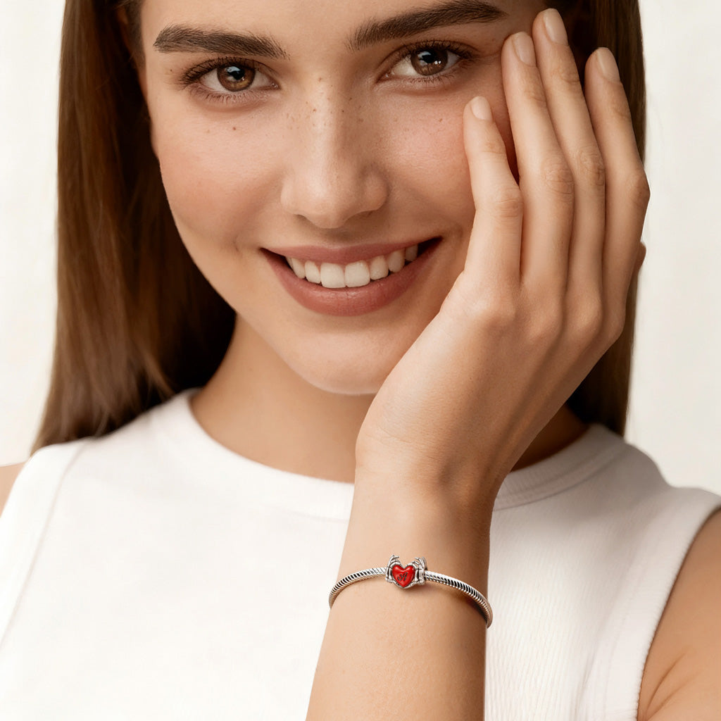 Gnoce Valentine's Skull Hand Heart Letter Charm_4