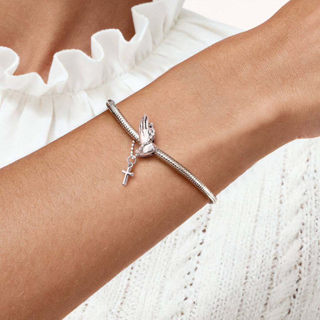 Gnoce Praying Hands with Cross Faith Charm_2