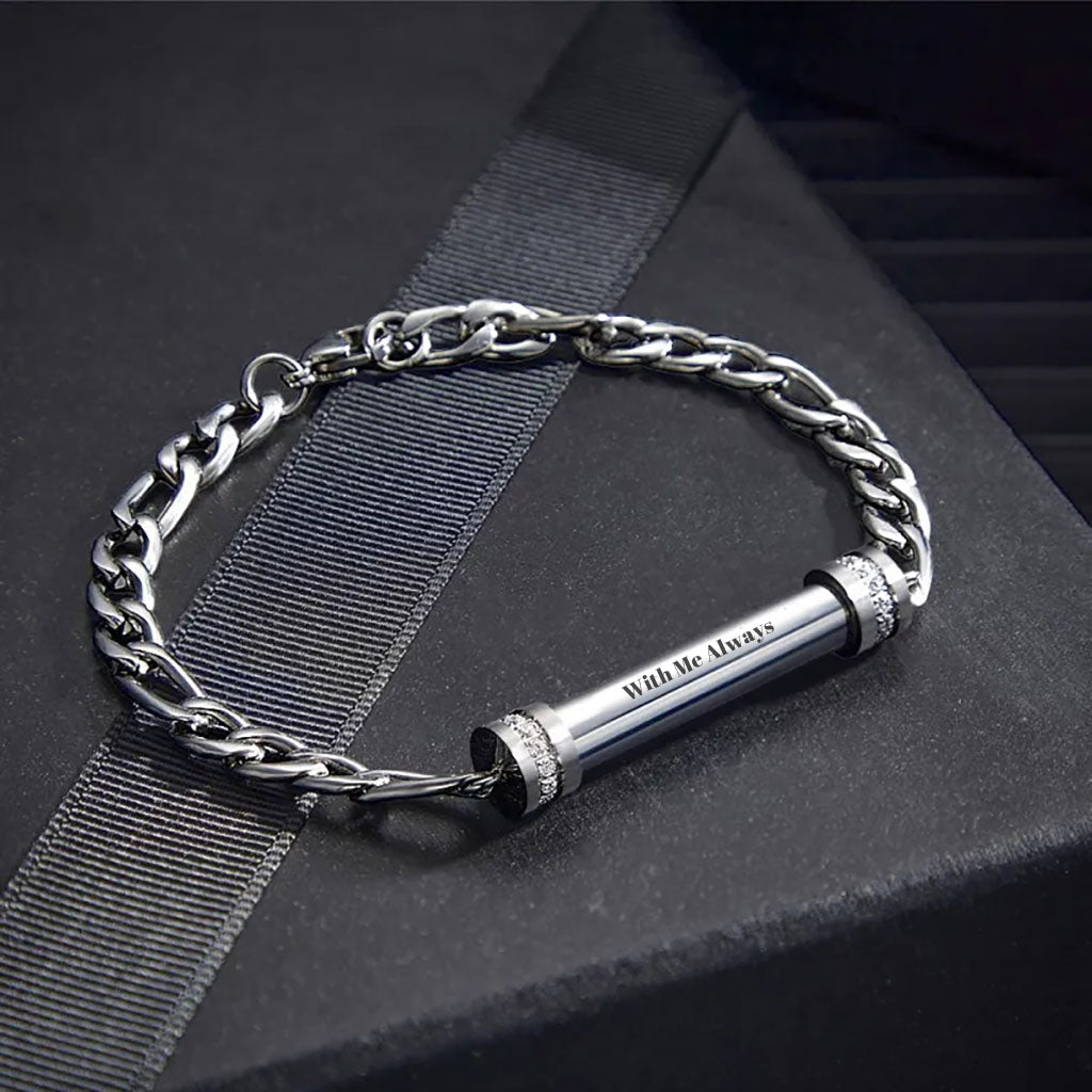 Gnoce Custom Engraved Figaro Chain Bracelet_7