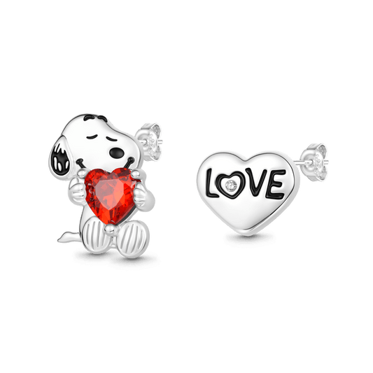 Gnoce Peanuts Snoopy Embrace Love Heart Stud Earrings_1